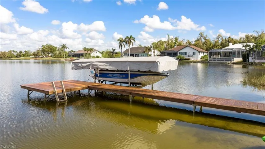 5100 Harborage Dr, Fort Myers, Florida 33908