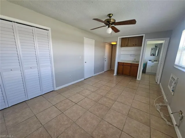 3810 Se 12th Ave 1, Cape Coral, Florida 33904