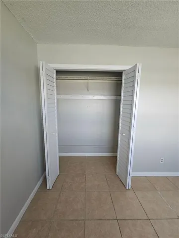 3810 Se 12th Ave 1, Cape Coral, Florida 33904