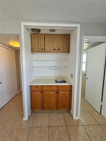 3810 Se 12th Ave 1, Cape Coral, Florida 33904
