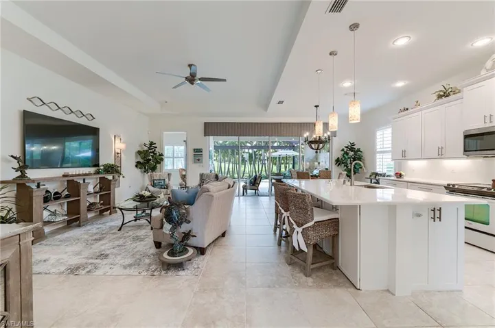 10566 Carena Cir, Fort Myers, Florida 33913
