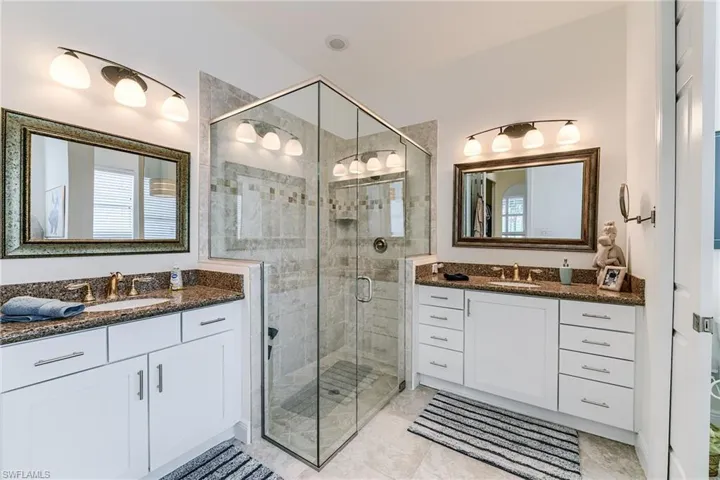 10566 Carena Cir, Fort Myers, Florida 33913