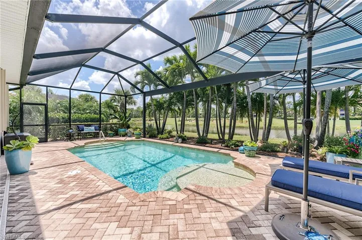 10566 Carena Cir, Fort Myers, Florida 33913