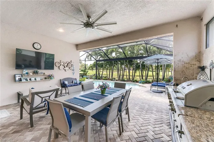 10566 Carena Cir, Fort Myers, Florida 33913