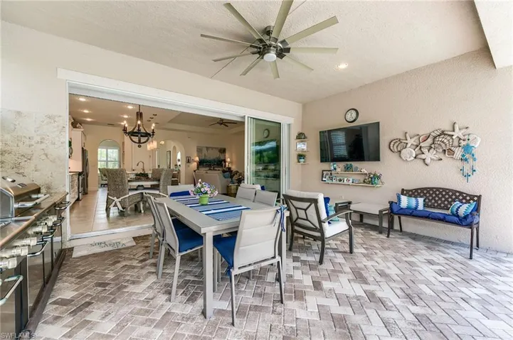 10566 Carena Cir, Fort Myers, Florida 33913