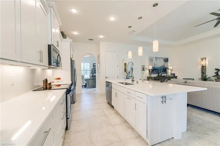 10566 Carena Cir, Fort Myers, Florida 33913