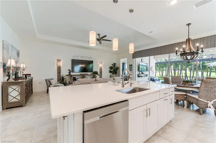 10566 Carena Cir, Fort Myers, Florida 33913
