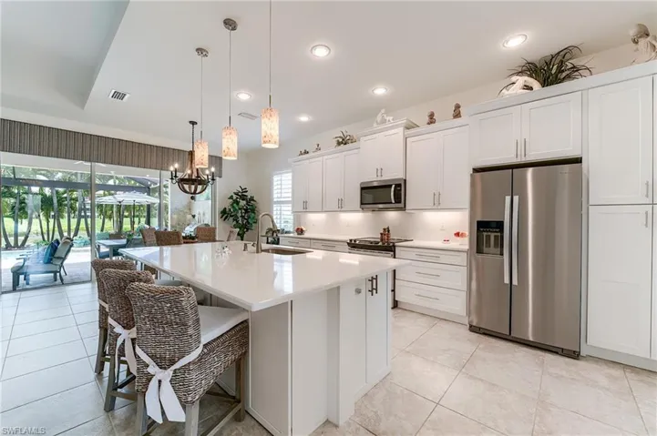 10566 Carena Cir, Fort Myers, Florida 33913