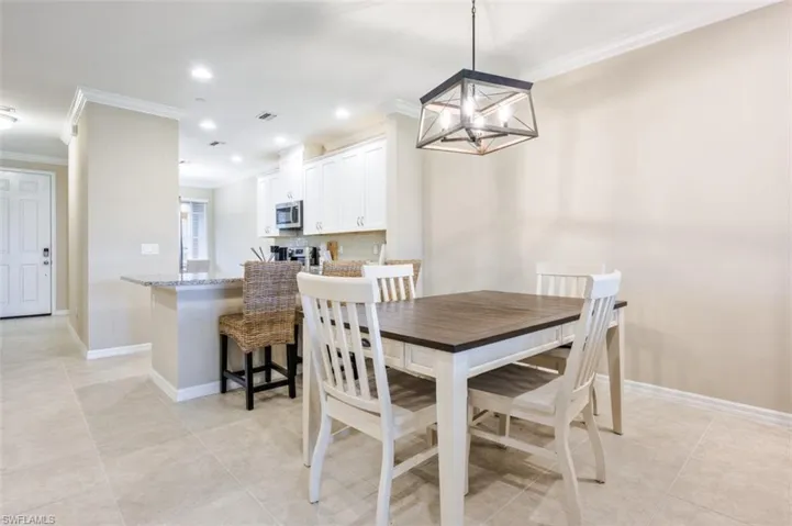 9374  POCIDA  CT, Naples, FL 34119