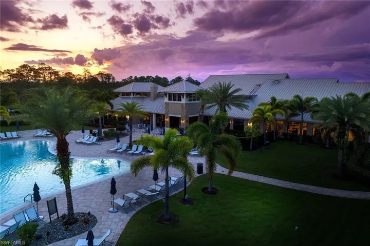 7049  Live Oak  DR, Naples, FL 34114