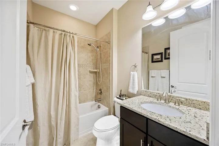7049  Live Oak  DR, Naples, FL 34114