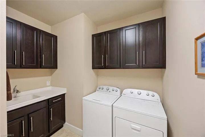 7049  Live Oak  DR, Naples, FL 34114