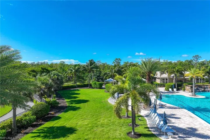 7049  Live Oak  DR, Naples, FL 34114