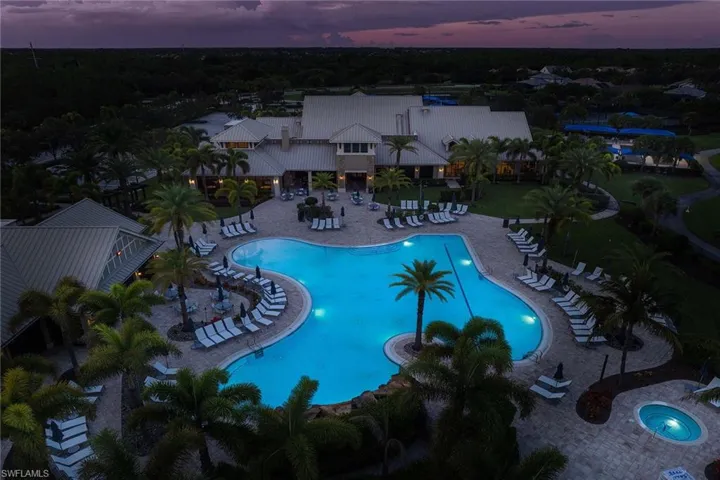 7049  Live Oak  DR, Naples, FL 34114
