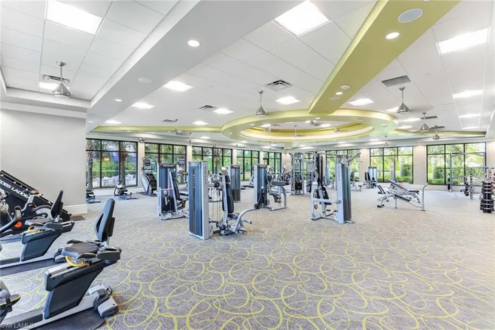 7049  Live Oak  DR, Naples, FL 34114