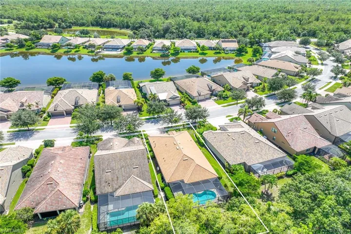 7049  Live Oak  DR, Naples, FL 34114