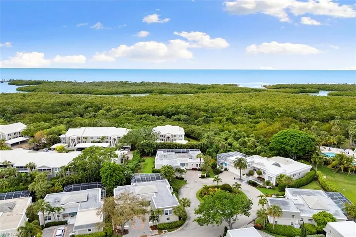 5949  Chanteclair  DR, Naples, FL 34108