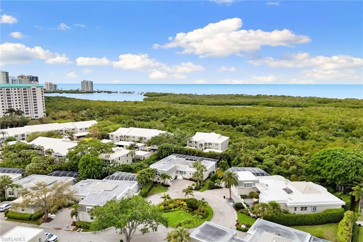 5949  Chanteclair  DR, Naples, FL 34108
