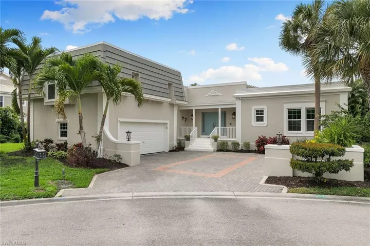 5949  Chanteclair  DR, Naples, FL 34108
