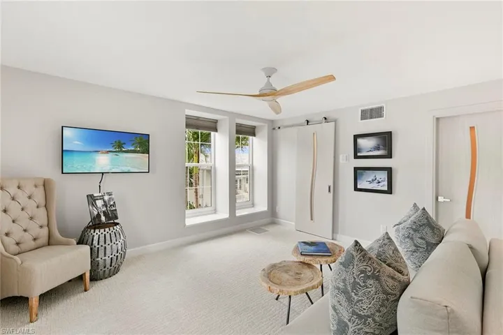 5949  Chanteclair  DR, Naples, FL 34108
