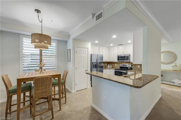 28050 Cookstown Ct 2704, Bonita Springs, Florida 34135