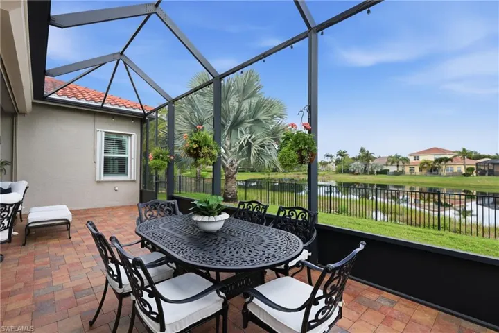 6631 Monterey Pt, Naples, Florida 34105