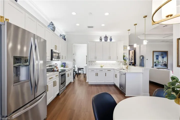 6631 Monterey Pt, Naples, Florida 34105