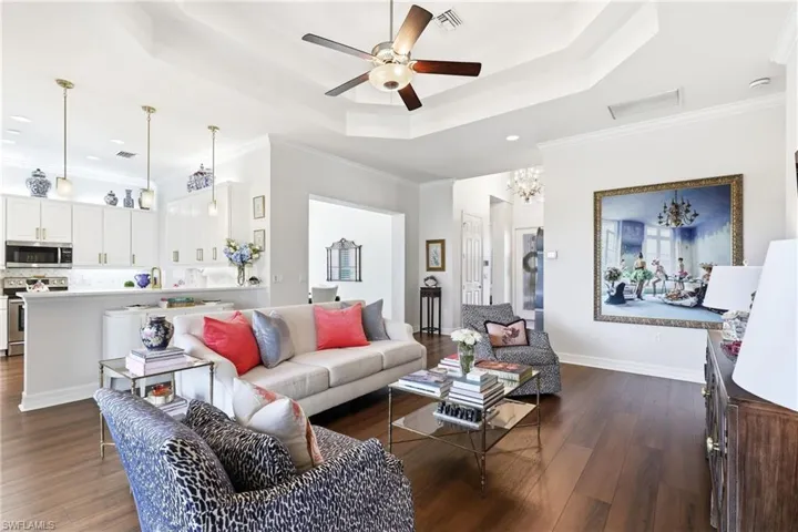 6631 Monterey Pt, Naples, Florida 34105