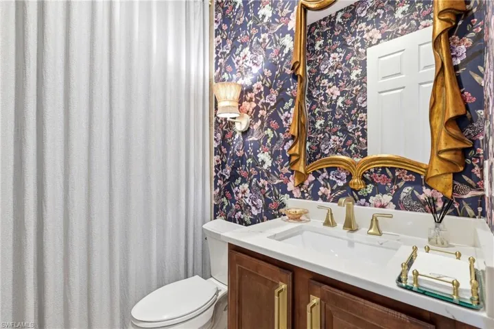 6631 Monterey Pt, Naples, Florida 34105