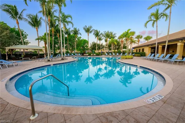 6631 Monterey Pt, Naples, Florida 34105