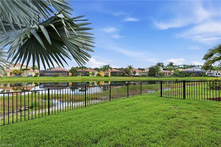 6631 Monterey Pt, Naples, Florida 34105