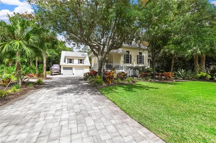 10916  Parnu  ST, Naples, FL 34109