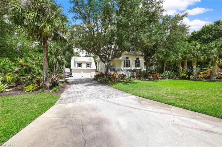 10916  Parnu  ST, Naples, FL 34109