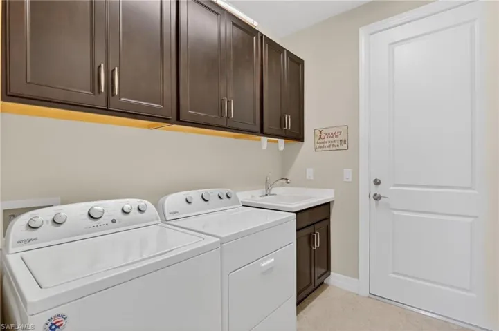 11279 Thurston Chase, Fort Myers, Florida 33913