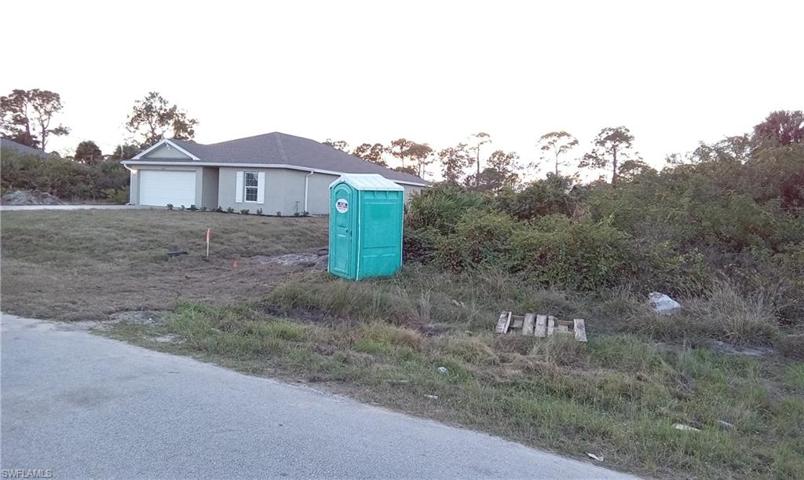 8005  BUTTERCUP  CIR, LABELLE, FL 33935