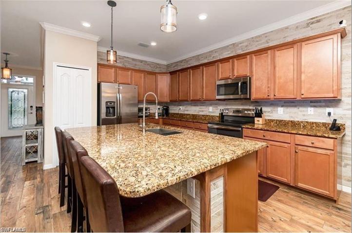 Kitchen Island (Downstairs)