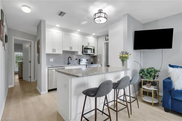 46 Laconia Ct, Fort Myers, Florida 33919