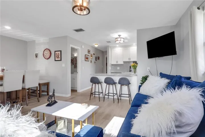 46 Laconia Ct, Fort Myers, Florida 33919