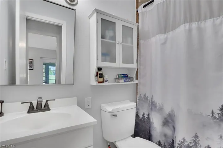 46 Laconia Ct, Fort Myers, Florida 33919