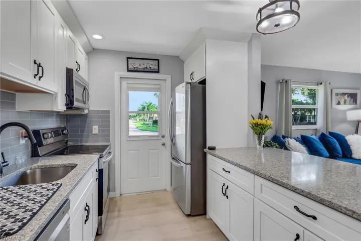 46 Laconia Ct, Fort Myers, Florida 33919