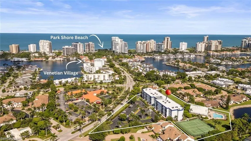 555  Park Shore  DR, Naples, FL 34103