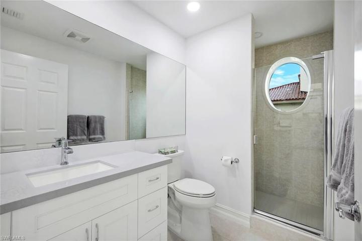 2728  Tiburon E BLVD, Naples, FL 34109