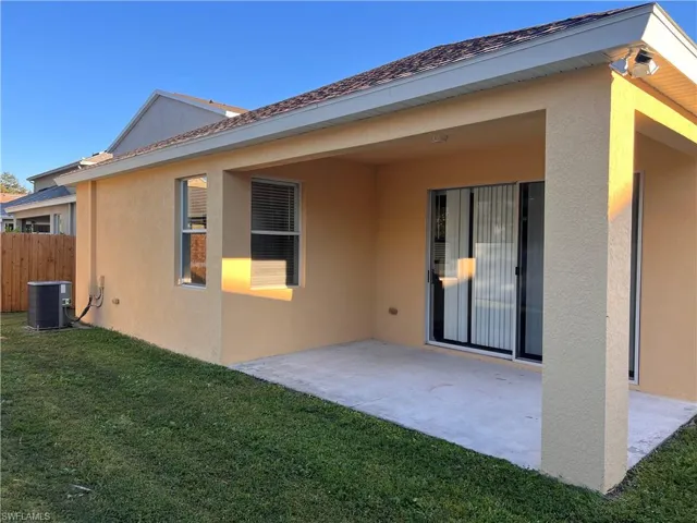 1123 Napoleon Way, Wesley Chapel, Florida 33544