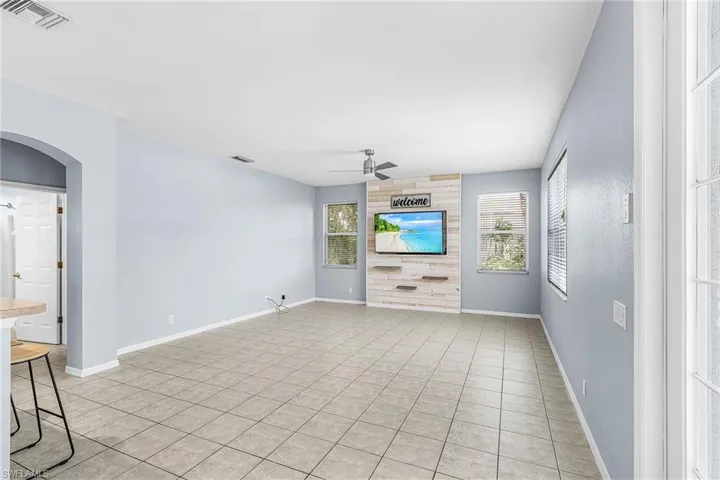 12786  Meadow Hawk  DR, Fort Myers, FL 33912