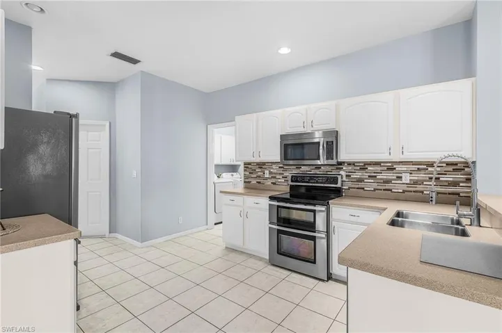 12786  Meadow Hawk  DR, Fort Myers, FL 33912