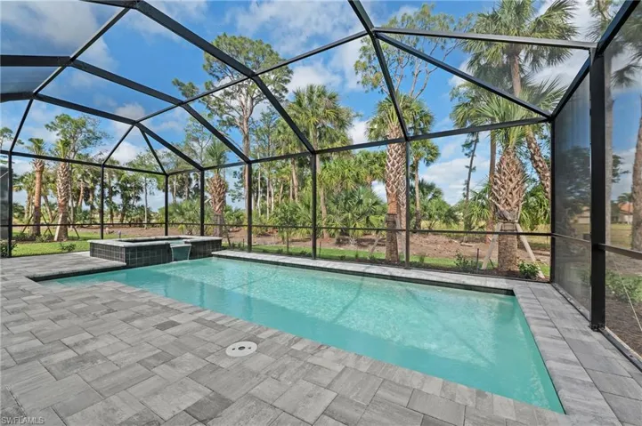 Screened Pool/Spa