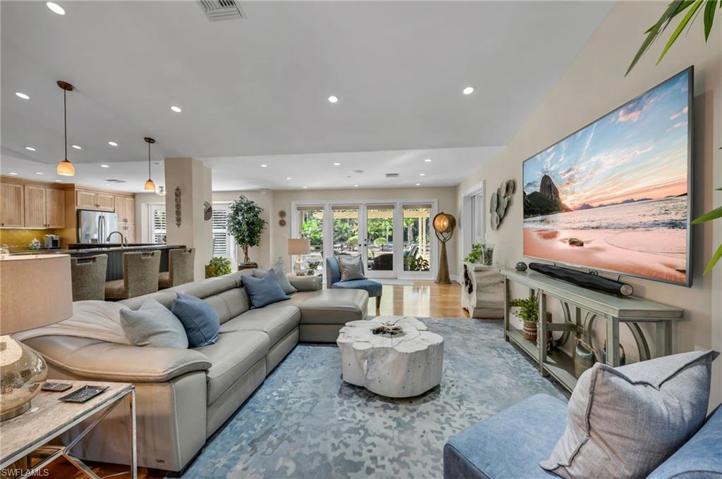 Living room facing toward the backyard
