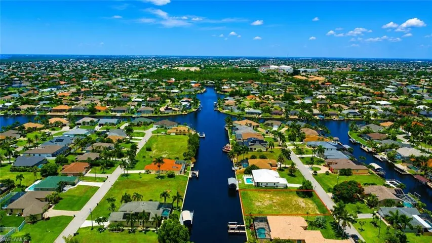 4132 Sw 22nd Ct, Cape Coral, Florida 33914