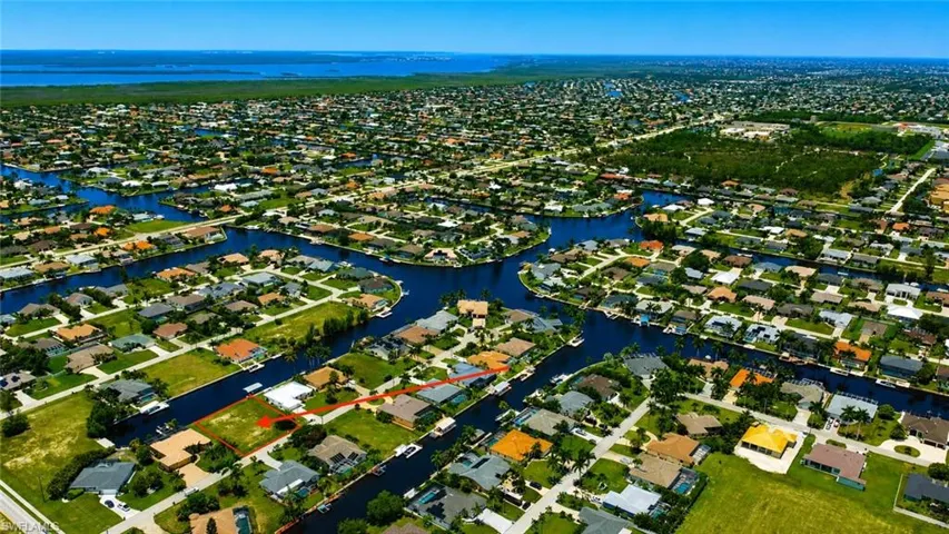 4132 Sw 22nd Ct, Cape Coral, Florida 33914