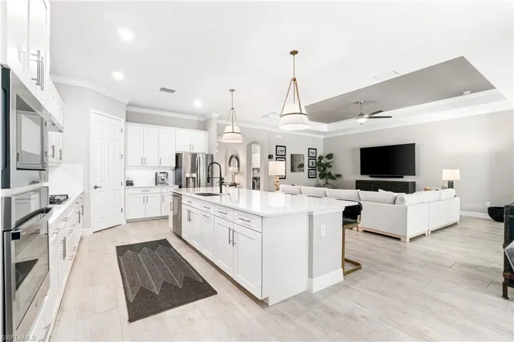 14853  Blue Bay  CIR, Fort Myers, FL 33913